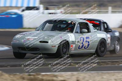 media/Mar-16-2025-CalClub SCCA (Sun) [[e72803ec8c]]/Group 5/Qualifying (Turn 1)/